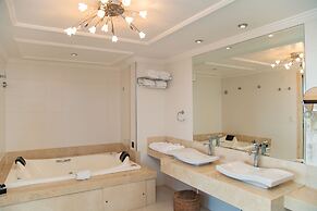 Costa do Sol Boutique Hotel