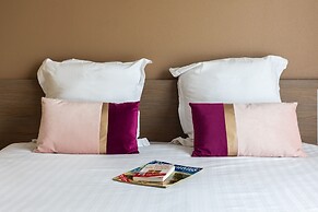 Zenitude Hôtel - Résidences Magny les Hameaux