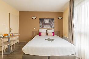 Zenitude Hôtel - Résidences Magny les Hameaux