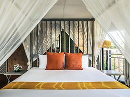 Mercure Samui Chaweng Tana Hotel