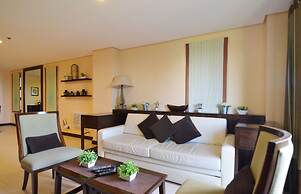 Crosswinds Resort Suites