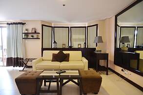 Crosswinds Resort Suites
