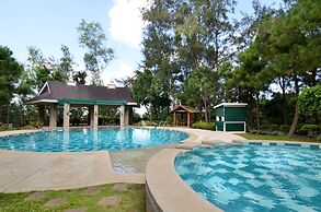 Crosswinds Resort Suites