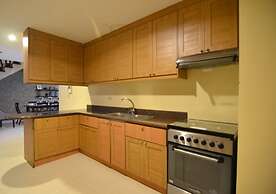 Crosswinds Resort Suites