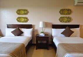 Crosswinds Resort Suites