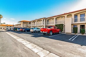 Motel 6 Anaheim, CA