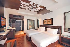 MAYFAIR Convention