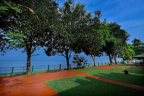 Illikkalam Lakeside Cottages