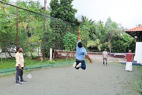 Illikkalam Lakeside Cottages