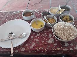 Illikkalam Lakeside Cottages