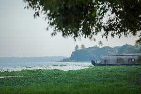 Illikkalam Lakeside Cottages