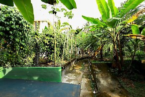 Illikkalam Lakeside Cottages