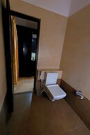 Illikkalam Lakeside Cottages