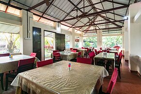 Illikkalam Lakeside Cottages