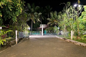 Illikkalam Lakeside Cottages