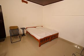 Illikkalam Lakeside Cottages