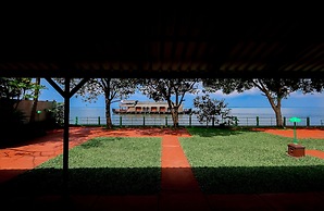 Illikkalam Lakeside Cottages