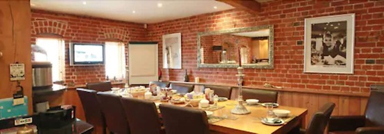Tonge Barn