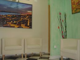 DownTown Guest House