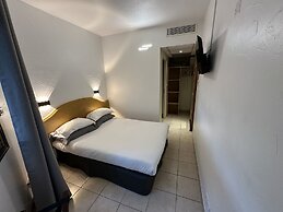 Hotel les Névons