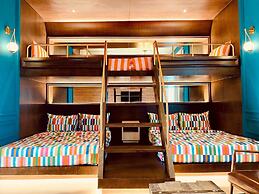 Miami Hotel
