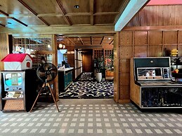 Miami Hotel