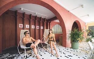 Miami Hotel