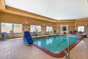 Best Western Plus Lytle Inn & Suites