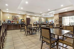 Best Western Plus Lytle Inn & Suites