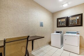 Best Western Plus Lytle Inn & Suites