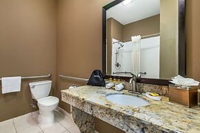 Best Western Plus Lytle Inn & Suites