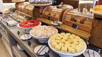 Saint Moritz Hplus Express