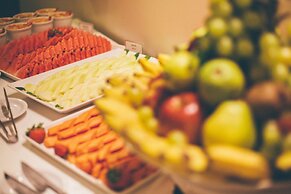 Saint Moritz Hplus Express