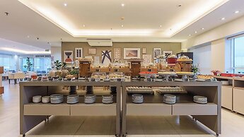 Saint Moritz Hplus Express