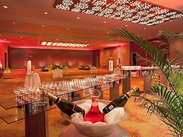 Novotel Visakhapatnam Varun Beach Hotel