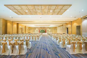 Novotel Visakhapatnam Varun Beach Hotel