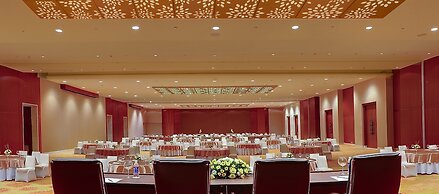 Novotel Visakhapatnam Varun Beach Hotel