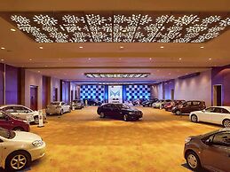 Novotel Visakhapatnam Varun Beach Hotel