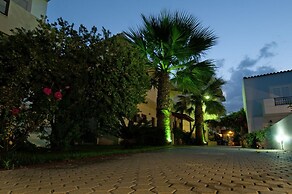 Lia Sofia Apartments