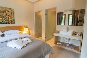 12 Months Luxury Resort