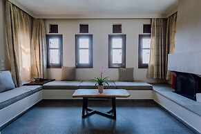 12 Months Luxury Resort