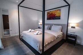 12 Months Luxury Resort