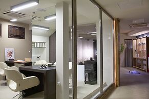 12 Months Luxury Resort