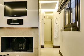 12 Months Luxury Resort