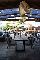 12 Months Luxury Resort