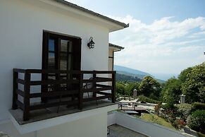 12 Months Luxury Resort