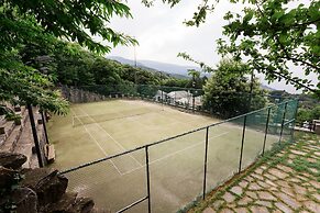 12 Months Luxury Resort