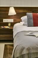 12 Months Luxury Resort