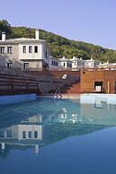 12 Months Luxury Resort