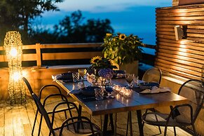 12 Months Luxury Resort